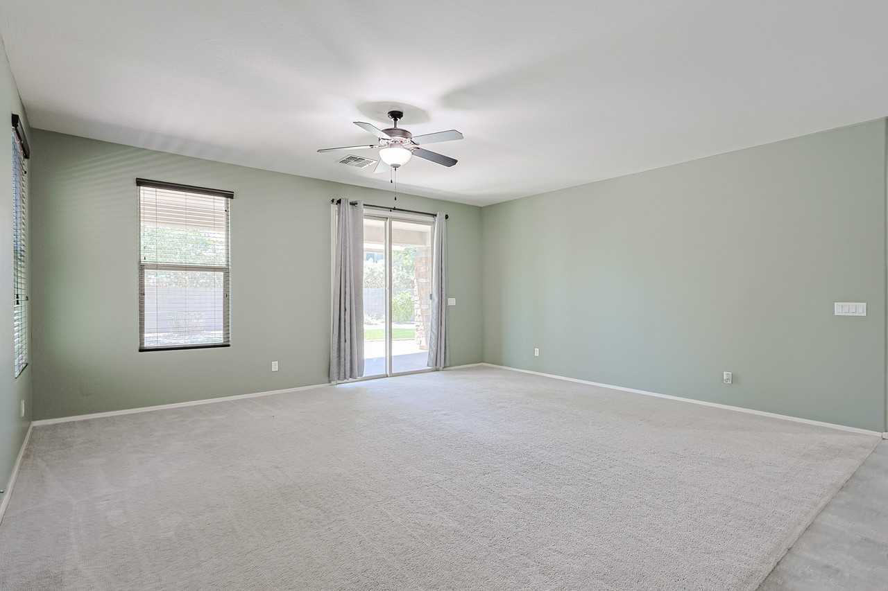 15611 W Westview Dr - Photo 6 of 29