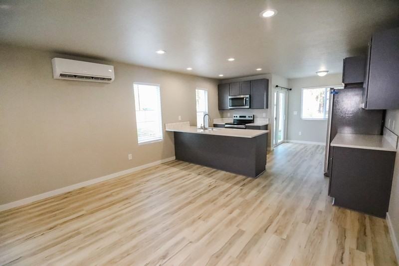 3003 E 36th Ave - Photo 3 of 20