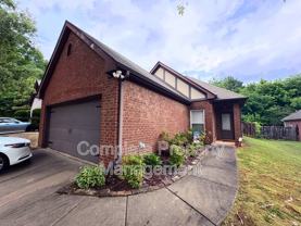 109 Oxmoor Place Cir - Photo 1 of 1