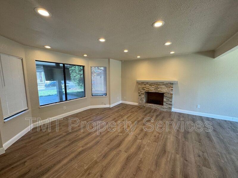 6931 Cobblestone Way - Photo 4 of 26
