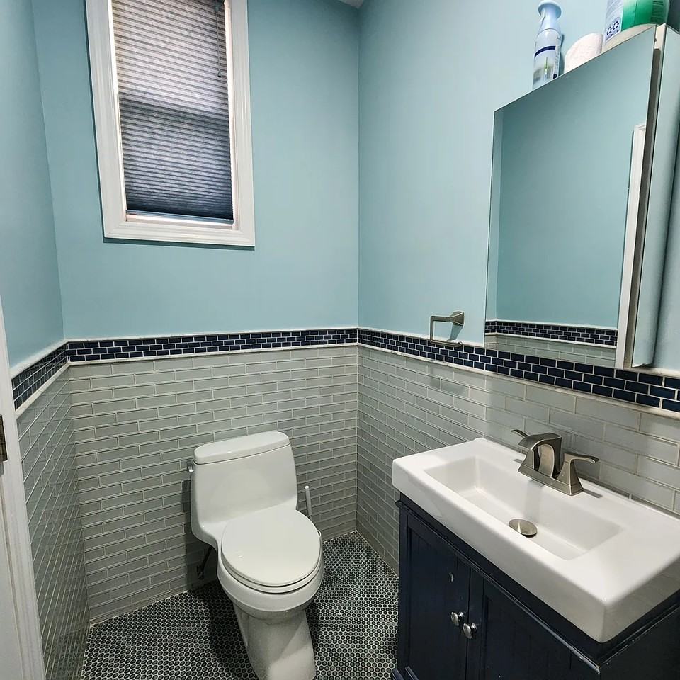 317 E 201st St #1 - Photo 7 of 15