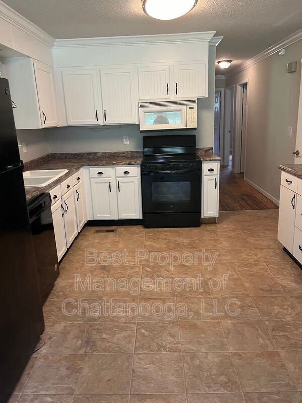 63 Crabtree Rd - Photo 6 of 21