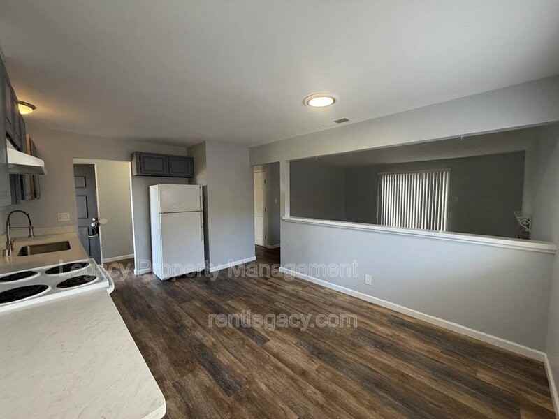 2190 Granada St - Photo 3 of 21