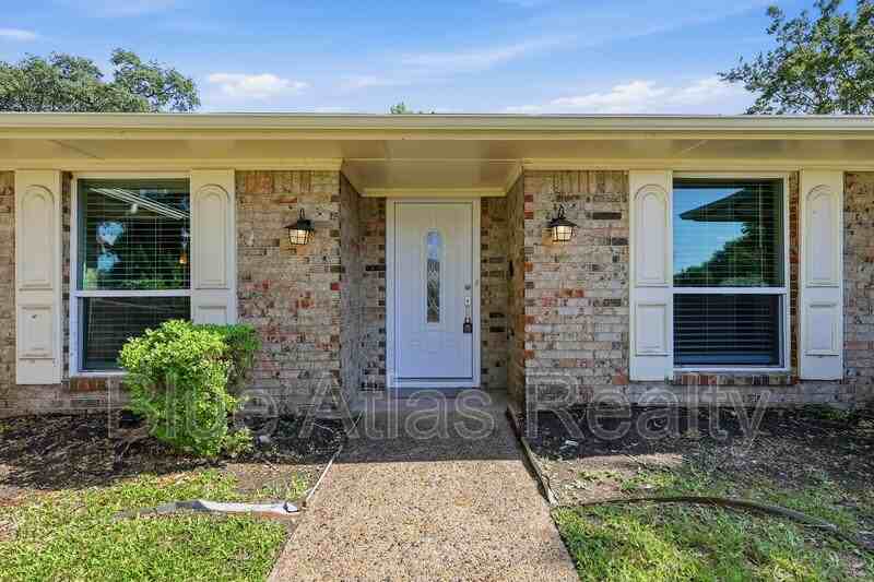3304 Big Horn Trl - Photo 3 of 30