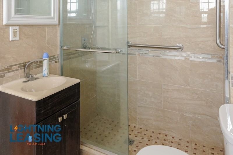 1326 N Serrano Ave - Photo 5 of 10