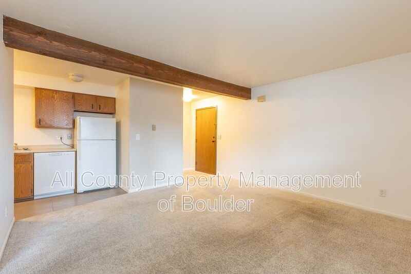 2606 Juniper Ave #34-1 - Photo 4 of 10