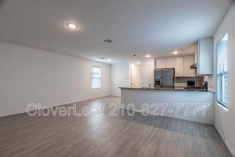 3833 Millbrook Way - Photo 6 of 29