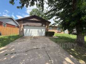 4805 Bermuda Cir - Photo 1 of 1