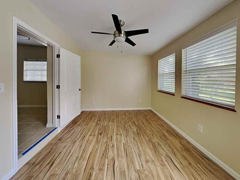 11501 Bacon St - Photo 5 of 15