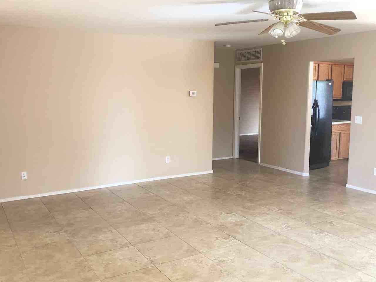 1790 E Silktassel Trl - Photo 2 of 18