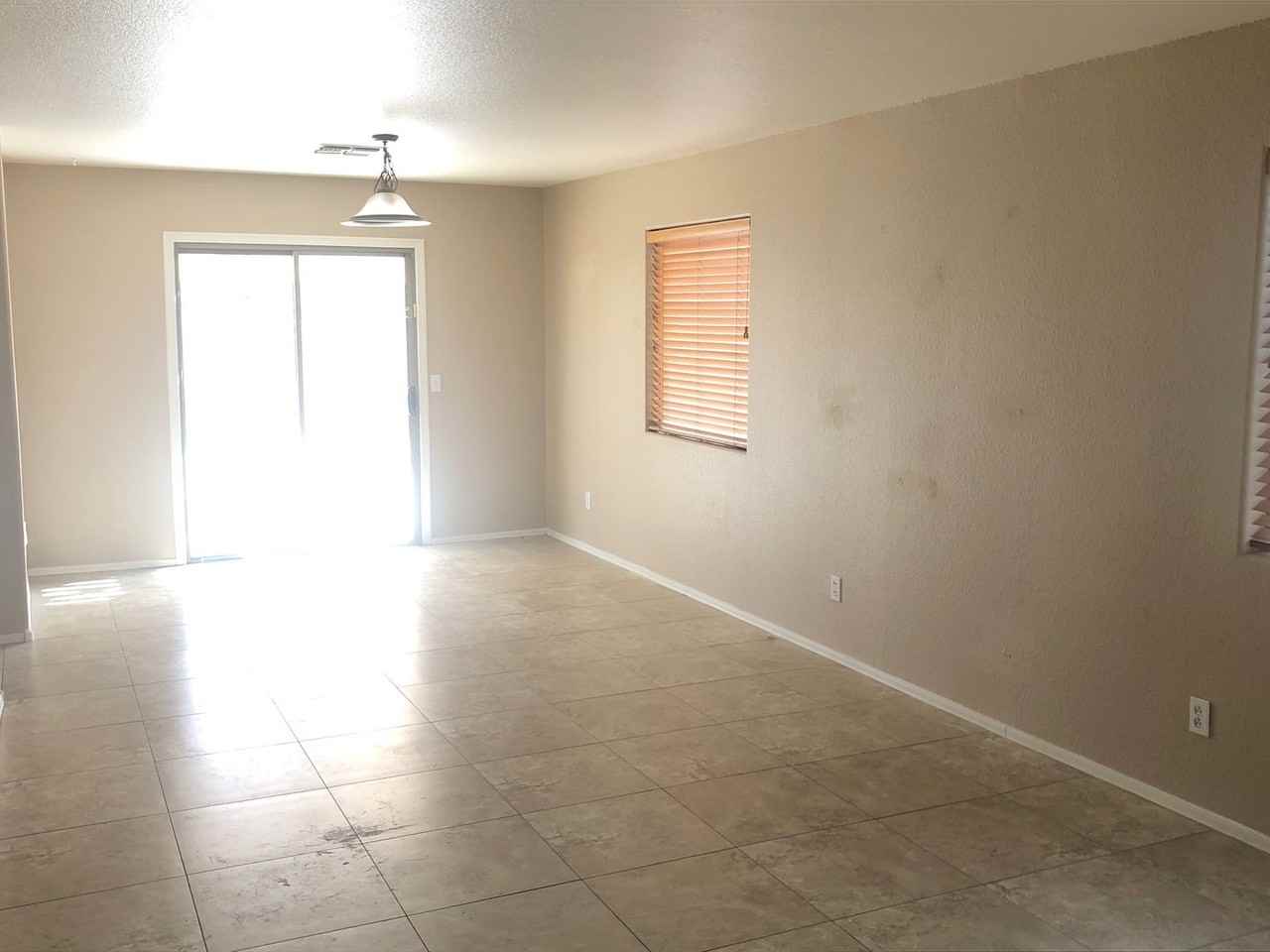1790 E Silktassel Trl - Photo 6 of 18