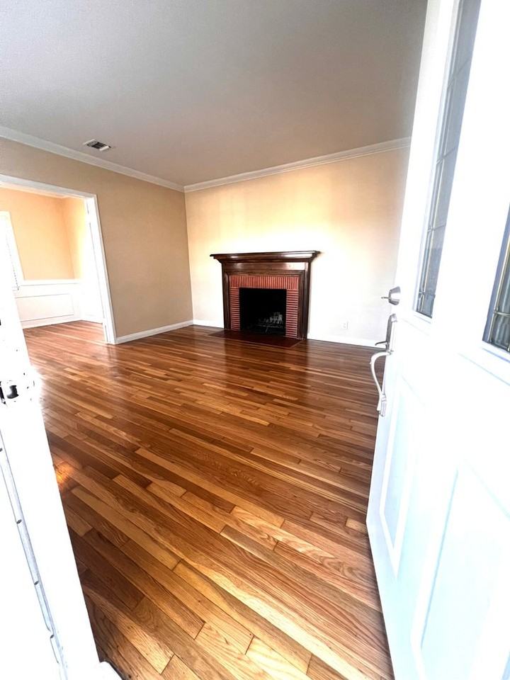 4139 Keever Ave - Photo 6 of 50