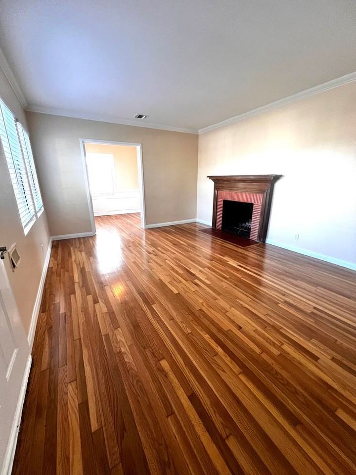 4139 Keever Ave - Photo 7 of 50