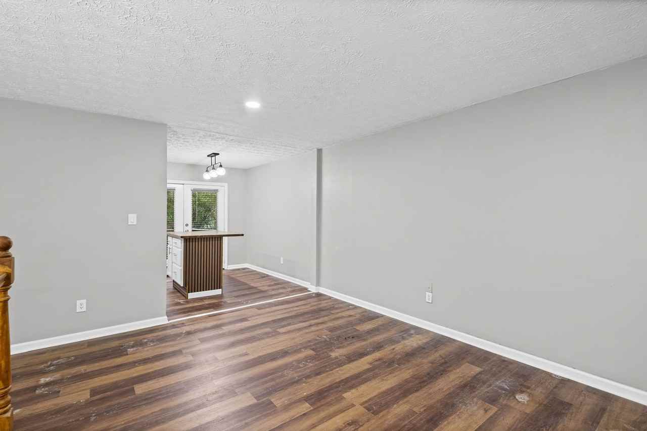 3100 Fern Valley Dr Sw - Photo 7 of 27