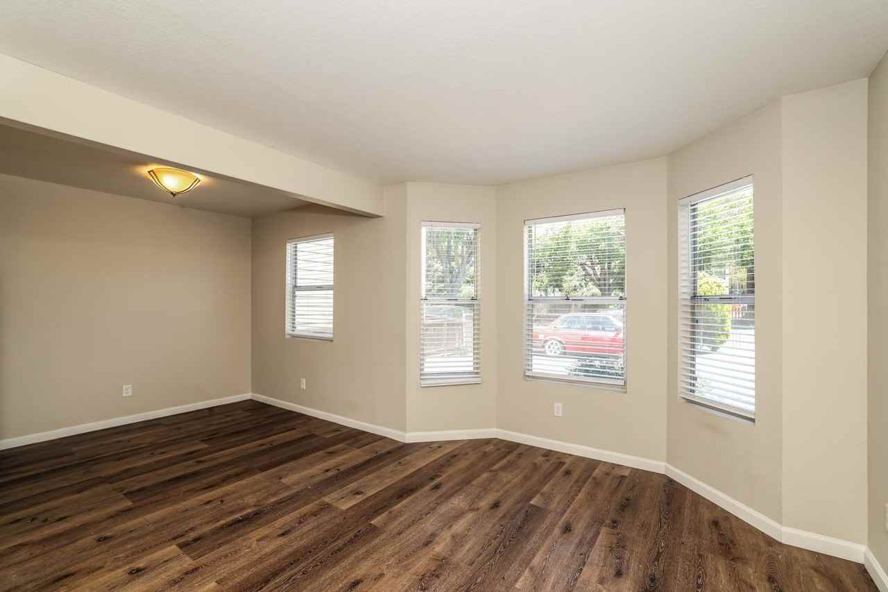 5851 Vallejo St #D - Photo 5 of 25