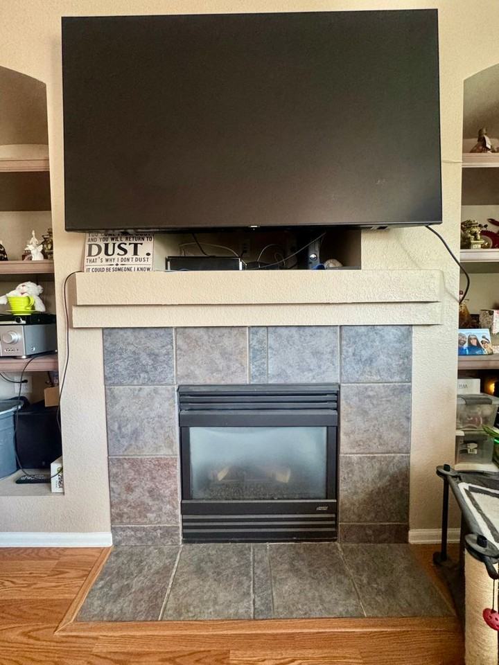 392 Ellers Grv - Photo 3 of 21