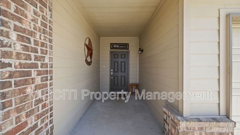 1116 River Wood - Photo 3 of 41