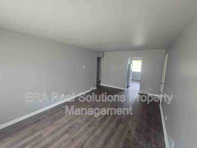 162 Broad Meadows Blvd - Photo 2 of 7