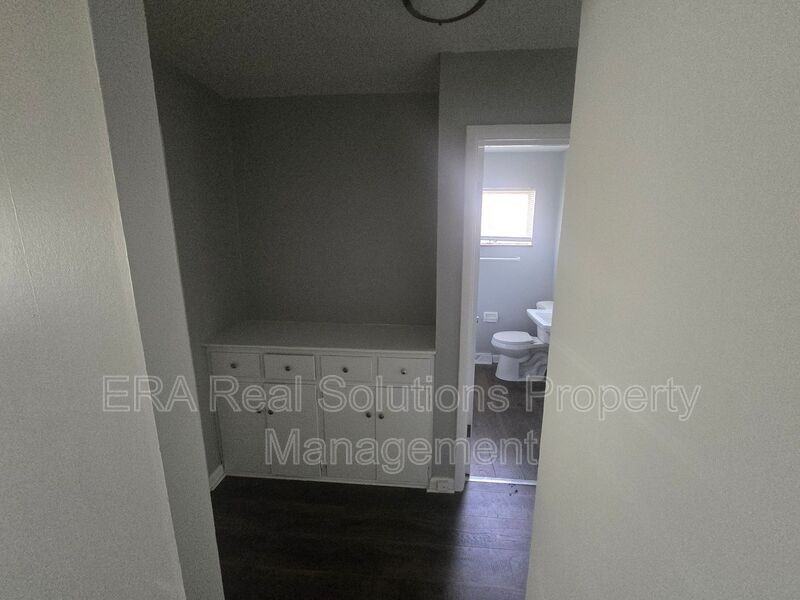 162 Broad Meadows Blvd - Photo 4 of 7