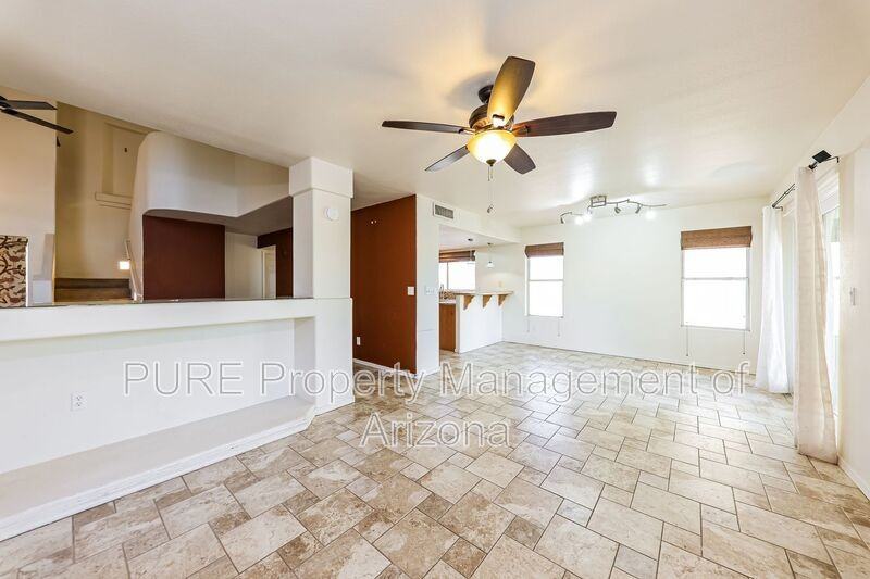 17416 N 13th St - Photo 5 of 33