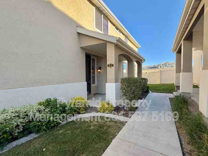 1688 Wn #G1 - Photo 2 of 33