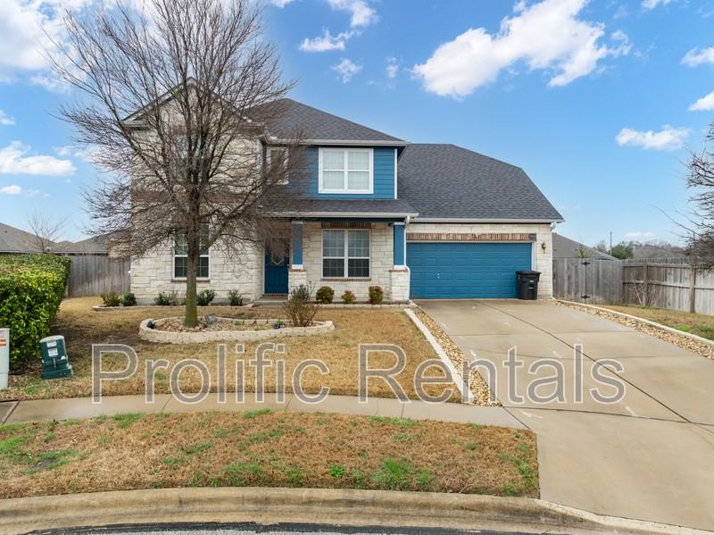 5904 Chuckwagon Cir - Photo 2 of 37