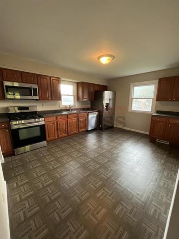 3331 W 78th Pl - Photo 3 of 10