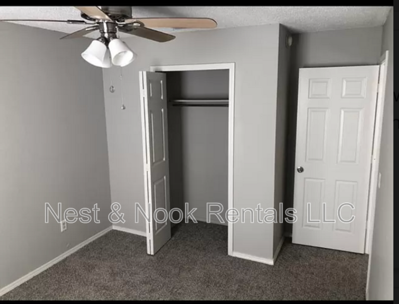3000 W Houston Pl - Photo 3 of 7