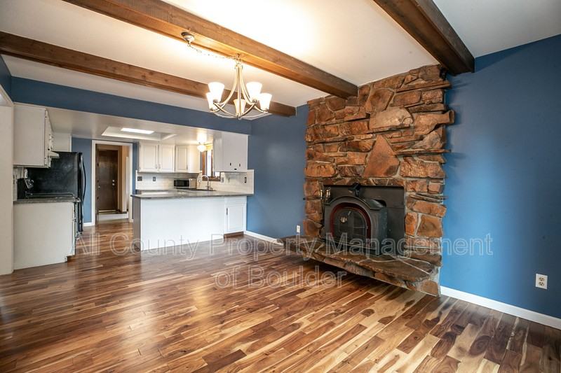 470 W Sutton Cir - Photo 6 of 26