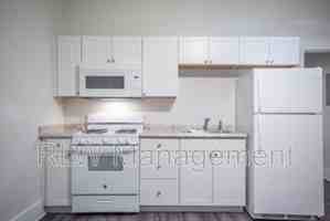 featured image of 11 N Central Ave