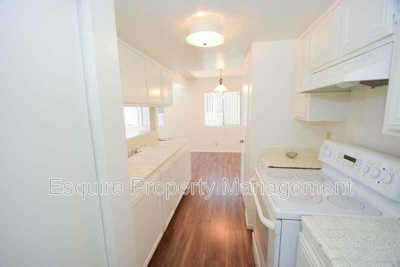 1202 Portola Rd - Photo 5 of 15