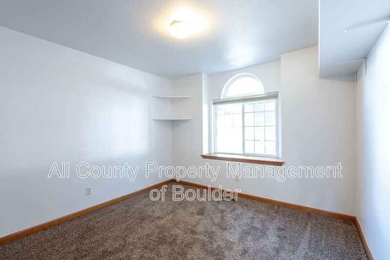 2658 Serena Dr - Photo 6 of 20