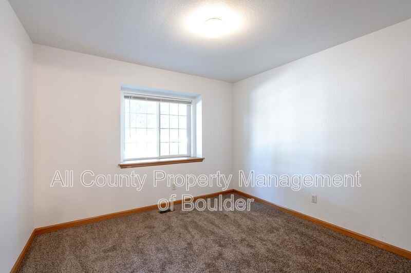 2658 Serena Dr - Photo 7 of 20