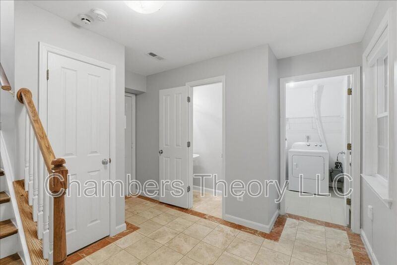 4664 Kirkland Pl - Photo 6 of 40
