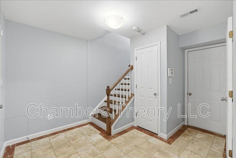 4664 Kirkland Pl - Photo 7 of 40