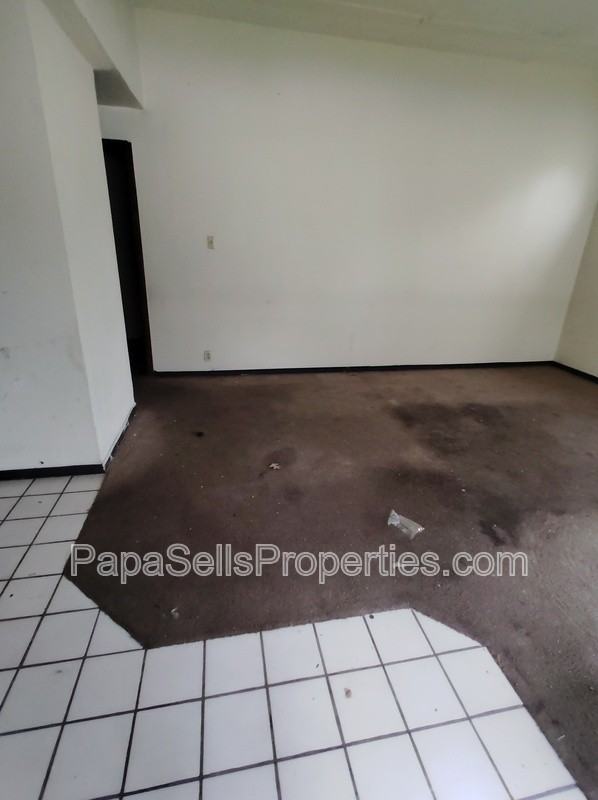 1308 Saint Stephens Dr - Photo 3 of 12