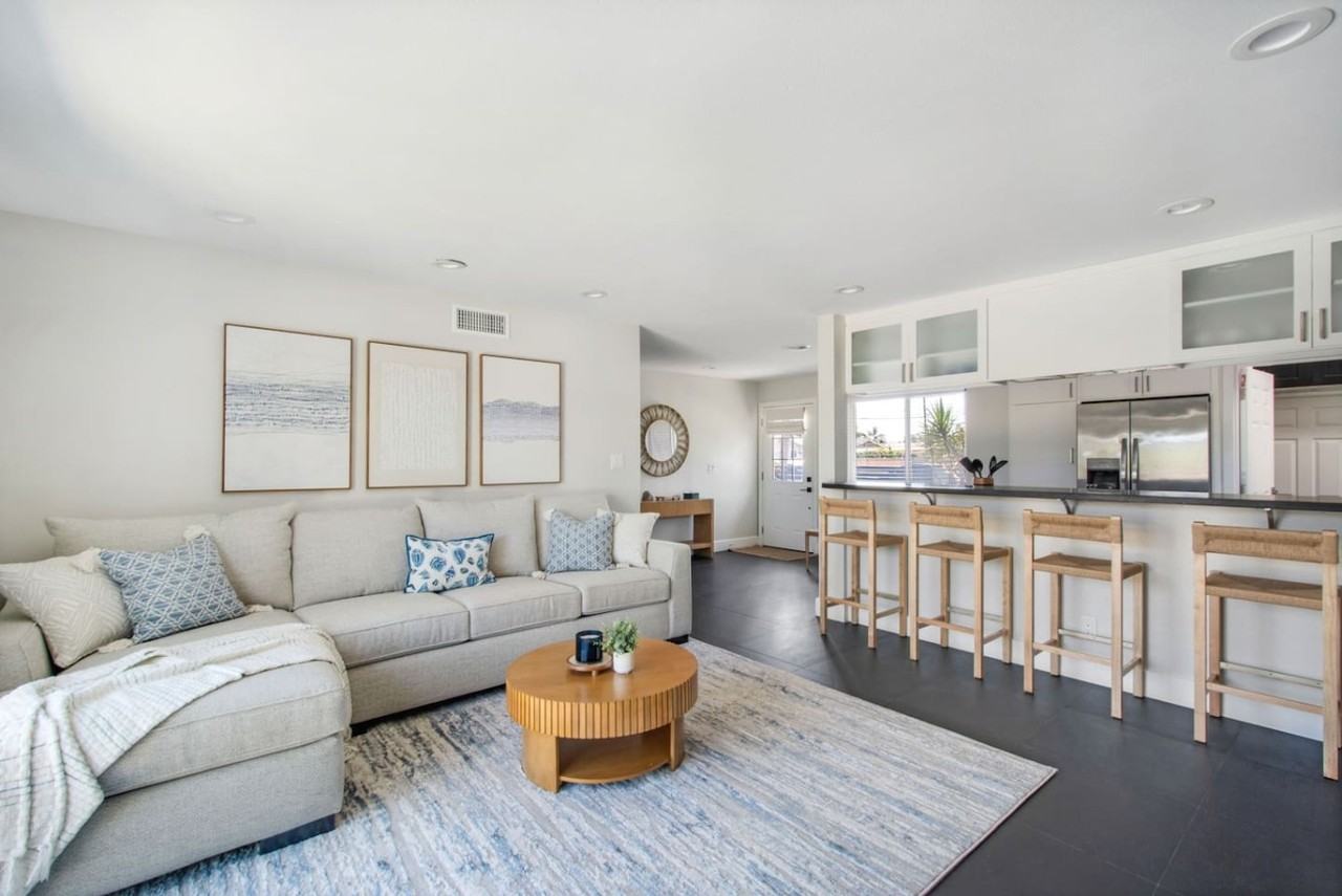 20152 Harbor Isle Ln #NA - Photo 2 of 50