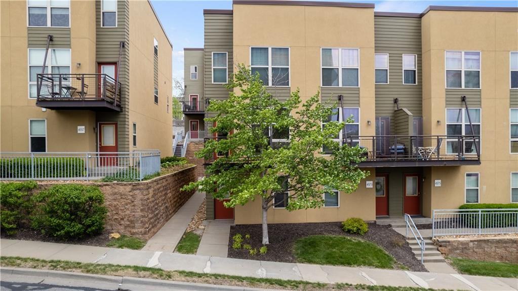 4571 Madison Ave #E1 - Photo 2 of 31