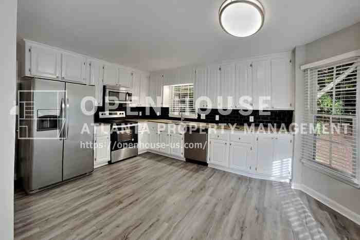 2100 Glenridge Ct - Photo 7 of 23