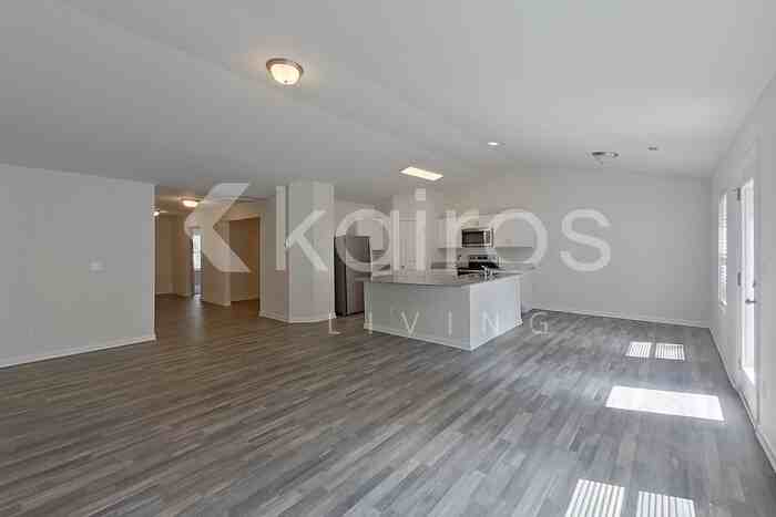 1151 Silvertrace Dr - Photo 4 of 25