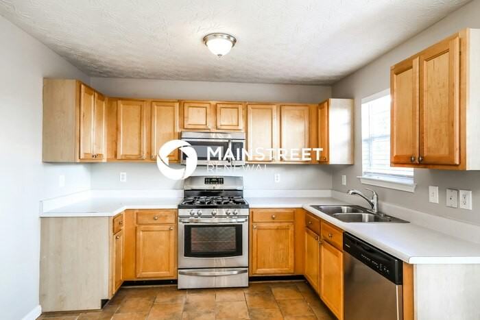 452 Spring Head Ct - Photo 7 of 17