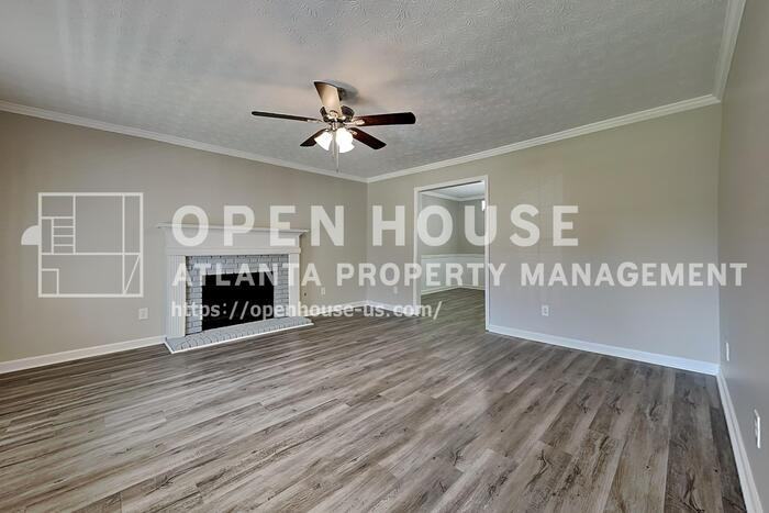 1275 Shamrock Hill Cir - Photo 5 of 20