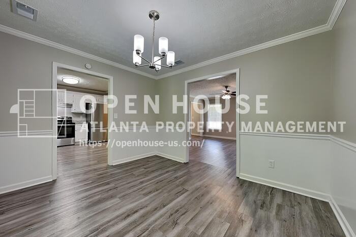 1275 Shamrock Hill Cir - Photo 7 of 20