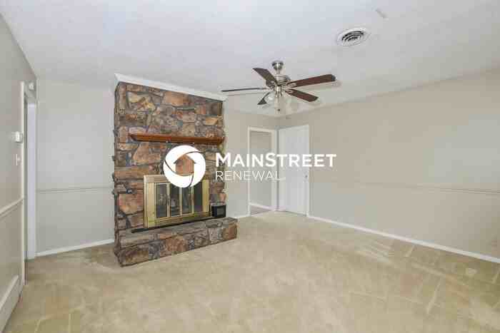 7065 Markim Dr - Photo 4 of 18
