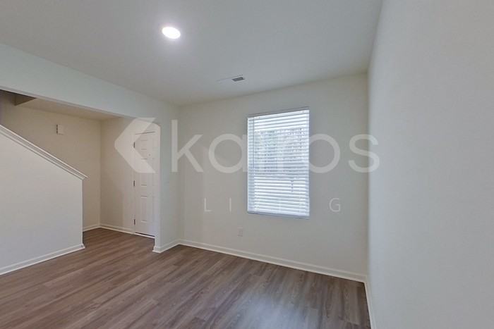 1104 Courtland Ave - Photo 2 of 23