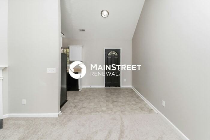 2800 Oneida Rd - Photo 2 of 16