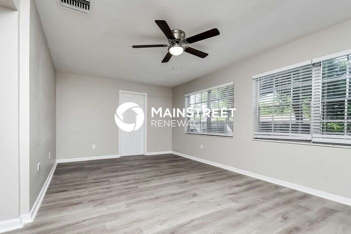 416 Boger Blvd S - Photo 5 of 16