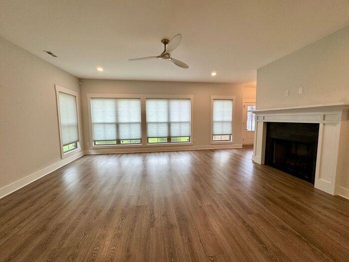 3000 9th Ave Sw - Photo 6 of 48