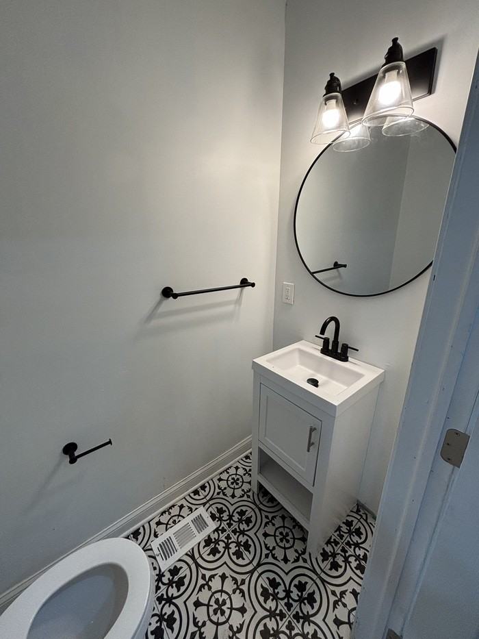1412 Madison Ave - Photo 5 of 20