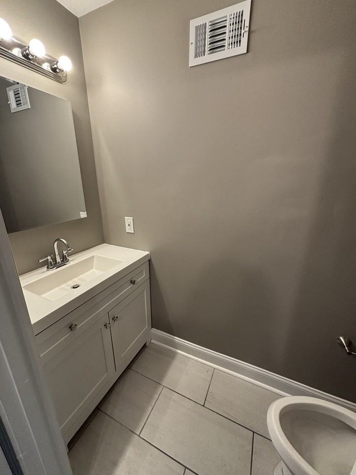 1308 N Chester St - Photo 3 of 14